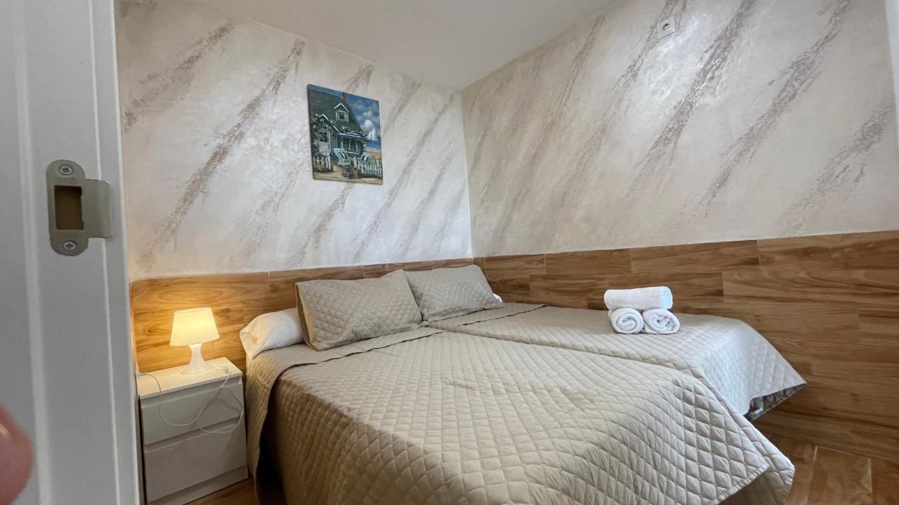 Apartamento Primera Linea Lägenhet Benalmádena Exteriör bild